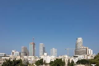 Pinsker 1BR corner Bograshov by HolyGuest - Tel Aviv - 3