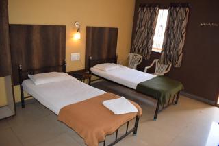Hotel Peacock - Hubli - 1