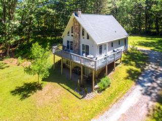 Spacious Home with Deck, Grill and Delaware River View - Callicoon - 4