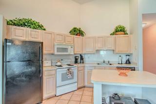 Sunny Port St Lucie Condo Golf, Swim and Unwind! - Carlton - 2
