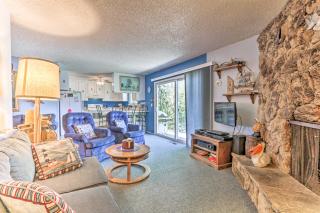 Wine Country Oasis with Waterfront Terrace and Dock! - Clearlake Oaks - 1
