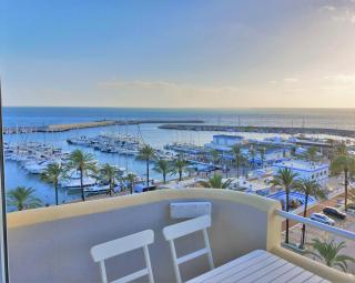FABULOUS APARTMENT IN FRONT OF SEA & MARINA WITH INCREDIBLE VIEWS - 0