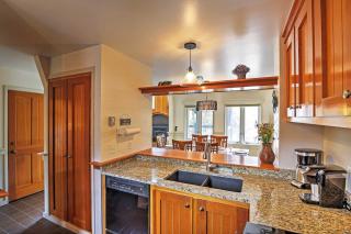 Hot Tub and Grilling Area Keystone Townhome! - 2