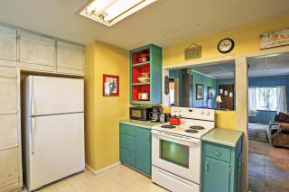 Quiet Durango Farmhouse w/ Beautiful Yard & Gazebo - 3