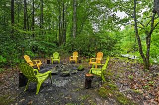 Serene Creekside Cottage Near Mount Pisgah! - Candler - 9