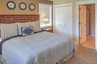 Gorgeous Wapato Point Lakehouse with Private Hot Tub - Manson - 3