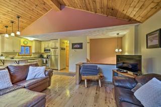 Jewett Cabin with Viewing Deck - 10 Mins to Skiing! - Jewett - 6