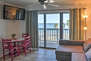 Surfside Sandcastle Suite with Balcony and 2 Pools! - Corpus Christi - 0