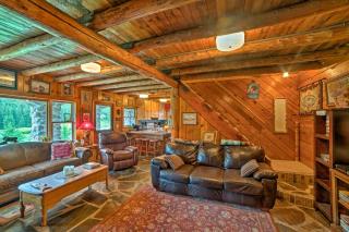 Sasquatch Inn Retreat Near Fishing and Hunting! - Wise River - 5