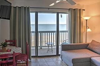 Surfside Sandcastle Suite with Balcony and 2 Pools! - Corpus Christi - 2