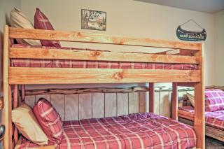Serene Cabin with Hot Tub Less Than 1 Mi to Bear Mountain! - 1