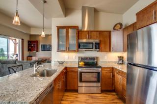 Lake Chelan Manson Bay Condo with Pool Access! - Manson - 1