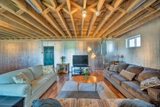 Updated Berger Cottage with Pool, on a Private Farm! - Berger - 8