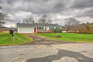 Serene Retreat - 7 Mi to All Star Village - 8