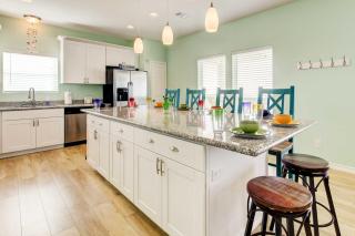 Gulf Access! Group-Friendly Gilchrist Beach House - 2