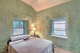 Peaceful Custom Carbondale Home with Pool, Near SIU! - Carbondale - 8