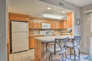 Lakefront Townhome with View in Hot Springs Village! - Hot Springs Village - 2
