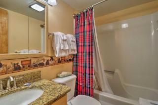 SnowDogs Breck Condo with Fireplace Walk to Lifts - 3