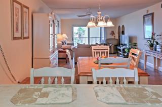 Oceanfront Cocoa Beach Condo with View Walk to Pier - 3