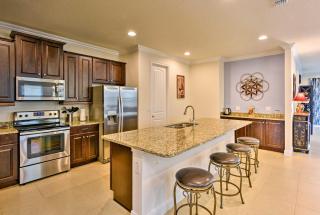 5 Mi to Disney Oasis with Pool and Patio - Orlando - 3