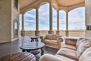 10 Mi to Barr Lake State Park Home with Mtn Views - 7