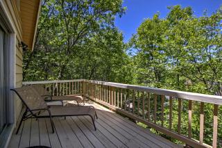 Lake Arrowhead Family Home with Game Room - 6