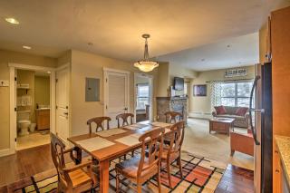 Steps to Ski Lifts Base Camp One Resort Condo - Granby - 4