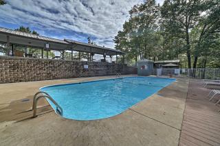Inviting Branson West Condo with Pool Access - 9