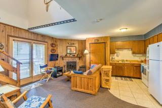 Clearwater Lake Getaway with Shared Pool and Boat Dock - 5
