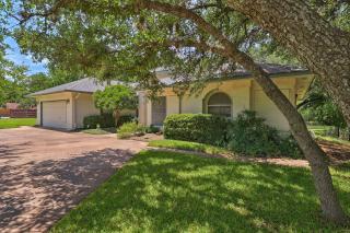 Round Rock Lakefront Home with Water Toys and Fire Pit - Round Rock - 9