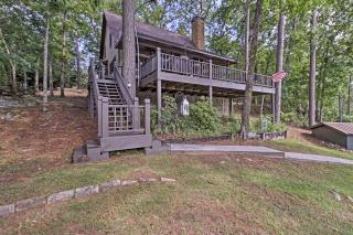 Arcade Cove - Lake Martin Home with Private Dock! - Eclectic - 5