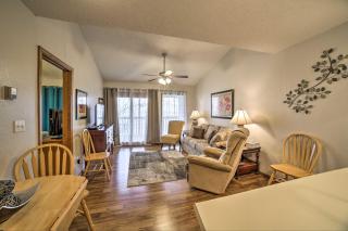 Condo w/ Pool Access, 2 Mi to Silver Dollar City - 4