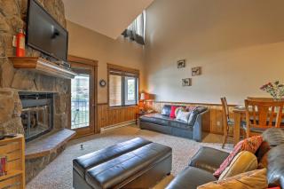 The Inn at Silver Creek Resort Retreat with Balcony! - Granby - 4