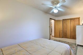 Walk to White River Home with Deck in Flippin! - Gassville - 9