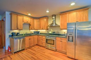 Shelburne Studio Cabin with Spring-Fed Pool! - 8