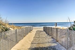 Walk to the Beach Ocean City Condo with Balcony - Ocean City - 9