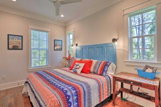 Family-Friendly Santa Rosa Home Walk to Beach! - Santa Rosa Beach - 0
