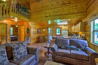Dream Valley Mountain View Cabin with Covered Porch! - Mountain View - 5