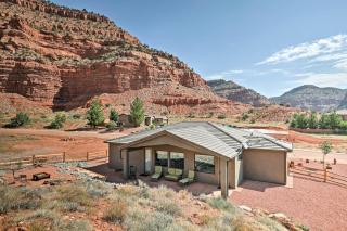 Day Trip to Zion Home with Fire Pit and Pool Access - 9