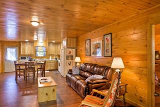 3 Mi to Little River Canyon Scenic Alabama Cabin - Fort Payne - 2