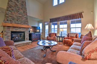 1 Mi to Granby Ranch Mtn Home with Deck - Granby - 0