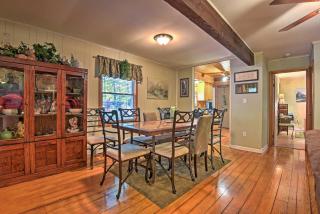 1 Mi to Lake Wallenpaupack Pocono Mountain Home! - Greentown - 4