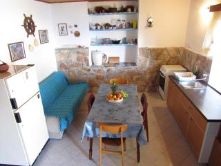 Seaside secluded apartments Cove Pobij, Hvar - 9704 - 8