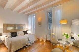 Gallery Room - Verona - 9