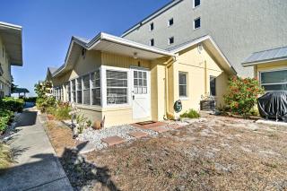 Indian Shores Cottage with Cabana - Steps to Beach! - 8
