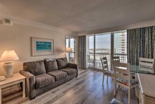 Beachfront Resort Condo, Book for Bike Week - 7