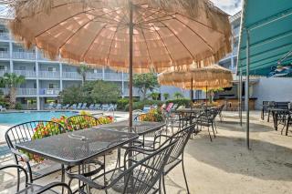 Walk to Beach Hilton Head Resort Condo with Pools! - Hilton Head Island - 1