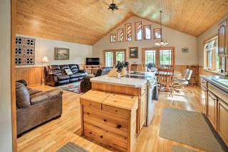 Rapid River Log Cabin with Loft on 160 Scenic Acres - Gladstone - 7