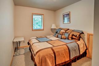 Rapid River Log Cabin with Loft on 160 Scenic Acres - Gladstone - 1