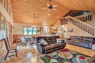 Rapid River Log Cabin with Loft on 160 Scenic Acres - Gladstone - 6